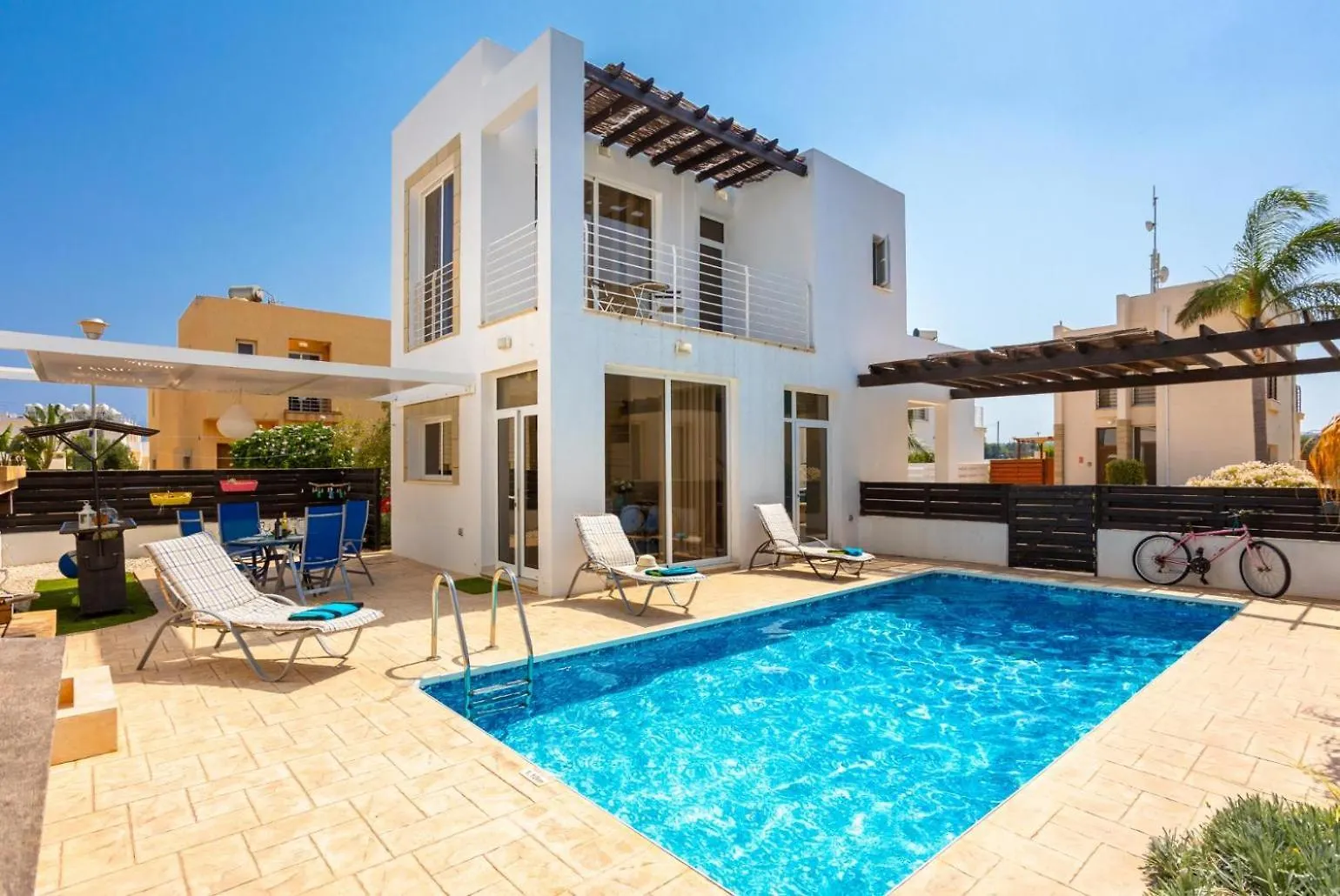 Villa Vitamin Blue location